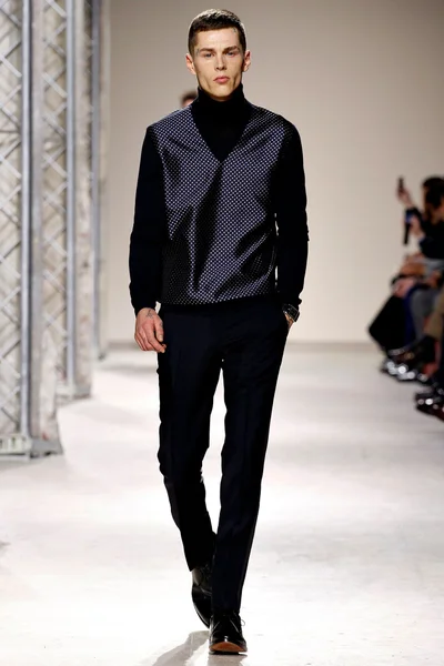 Look 40